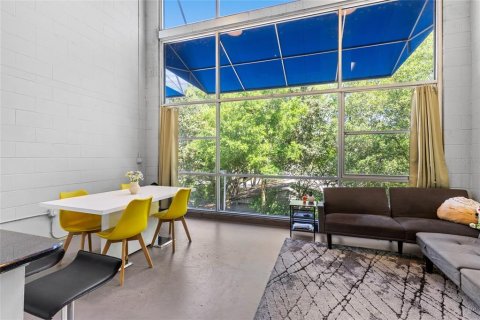 Condo in Gainesville, Florida, 3 bedrooms  № 1637590 - photo 12