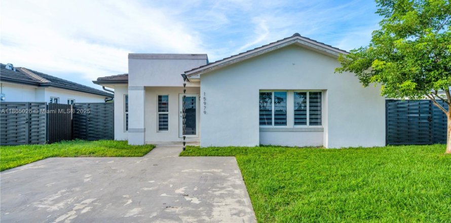 Villa ou maison à Homestead, Floride 3 chambres, 125.51 m2 № 1893255
