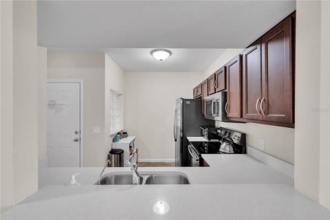 Condominio en venta en Wesley Chapel, Florida, 3 dormitorios, 106.93 m2 № 2167850 - foto 24
