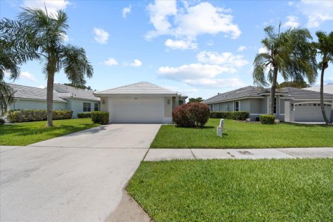 Villa ou maison à louer à Wellington, Floride: 3 chambres, 168.34 m2 № 1154570 - photo 1