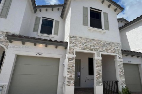 Adosado en Homestead, Florida 4 dormitorios, 169.08 m2 № 2054187