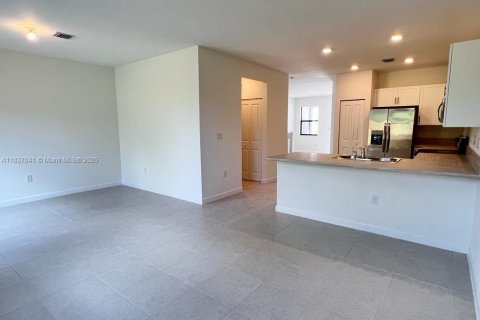 Adosado en venta en Homestead, Florida, 4 dormitorios, 169.08 m2 № 2054187 - foto 5