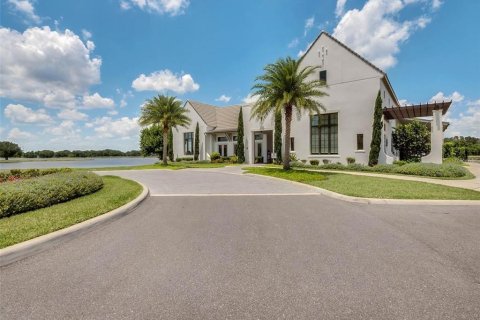 Townhouse in LAKESHORE in Winter Garden, Florida 3 bedrooms, 190.64 sq.m. № 1912425 - photo 28