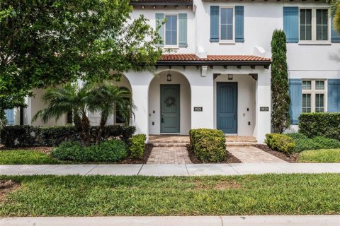 Townhouse in LAKESHORE in Winter Garden, Florida 3 bedrooms, 190.64 sq.m. № 1912425 - photo 1