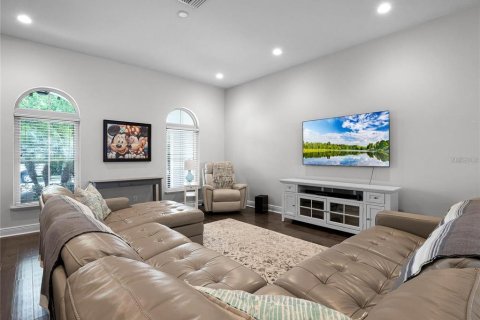 Townhouse in LAKESHORE in Winter Garden, Florida 3 bedrooms, 190.64 sq.m. № 1912425 - photo 7