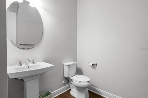 Townhouse in LAKESHORE in Winter Garden, Florida 3 bedrooms, 190.64 sq.m. № 1912425 - photo 9