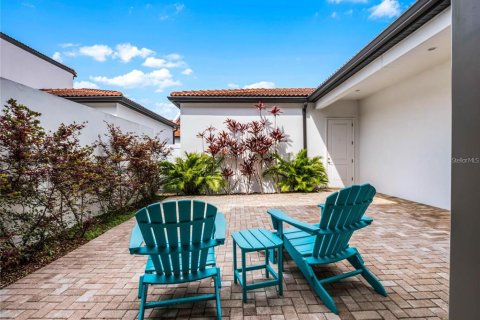 Townhouse in LAKESHORE in Winter Garden, Florida 3 bedrooms, 190.64 sq.m. № 1912425 - photo 25