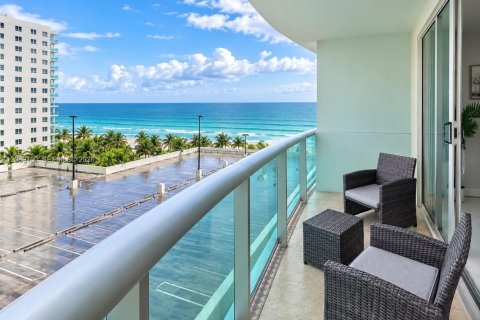 Condo in Hollywood, Florida, 1 bedroom  № 2365459