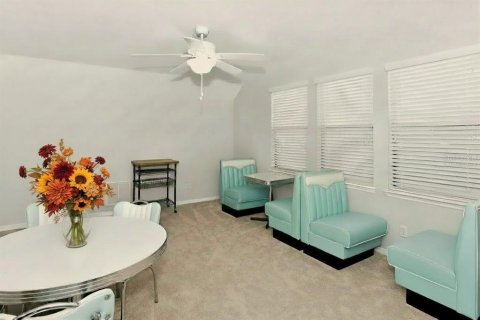 Villa ou maison à vendre à Davenport, Floride: 3 chambres, 239.78 m2 № 2314996 - photo 16