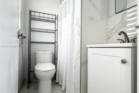 Appartement à louer à Hialeah, Floride: 1 chambre, 108.32 m2 № 1969106 - photo 6