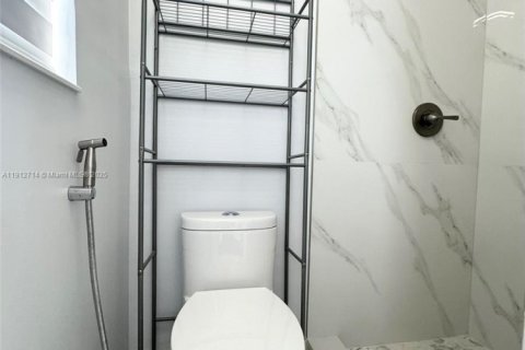 Appartement à louer à Hialeah, Floride: 1 chambre, 108.32 m2 № 1969106 - photo 5