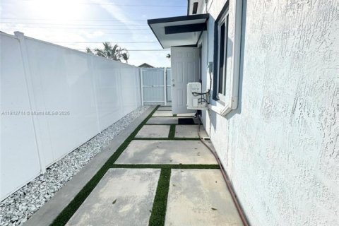 Appartement à louer à Hialeah, Floride: 1 chambre, 108.32 m2 № 1969106 - photo 13