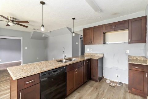Casa en venta en Orlando, Florida, 3 dormitorios, 122.63 m2 № 1906999 - foto 7
