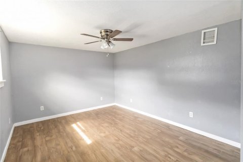 Casa en venta en Orlando, Florida, 3 dormitorios, 122.63 m2 № 1906999 - foto 11