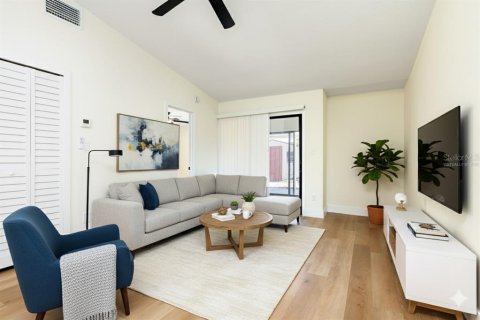 Casa en venta en Orlando, Florida, 2 dormitorios, 89.46 m2 № 1906599 - foto 9