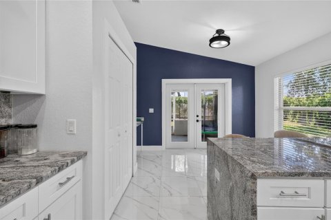 House in Lakeland, Florida 3 bedrooms, 122.45 sq.m. № 2204725 - photo 22