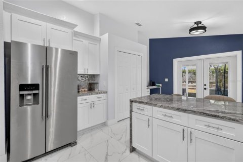 House in Lakeland, Florida 3 bedrooms, 122.45 sq.m. № 2204725 - photo 21