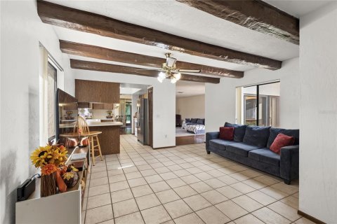 Villa ou maison à vendre à Deltona, Floride: 3 chambres, 153.57 m2 № 2430546 - photo 12