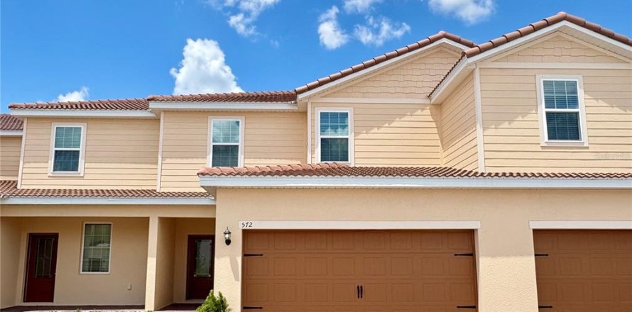 Townhouse in Poinciana, Florida 3 bedrooms, 148.36 sq.m. № 1810806