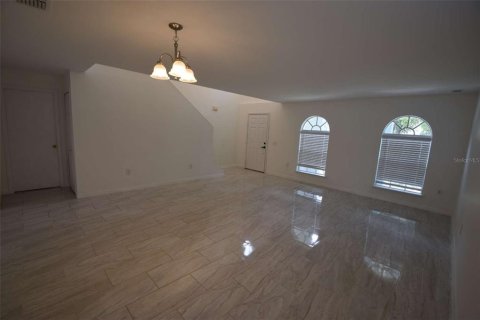 Casa en alquiler en Lakeland, Florida, 5 dormitorios, 246.38 m2 № 2150464 - foto 7