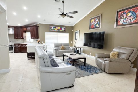 Casa en venta en Davie, Florida, 4 dormitorios, 212.56 m2 № 2059431 - foto 2