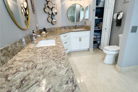 Casa en venta en Davie, Florida, 4 dormitorios, 212.56 m2 № 2059431 - foto 26