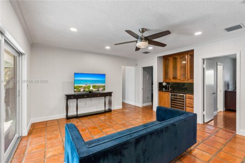 Villa ou maison à vendre à Palmetto Bay, Floride: 5 chambres, 252.88 m2 № 2049311 - photo 12