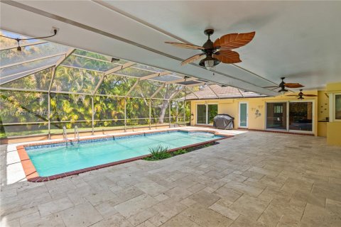 Villa ou maison à vendre à Palmetto Bay, Floride: 5 chambres, 252.88 m2 № 2049311 - photo 26