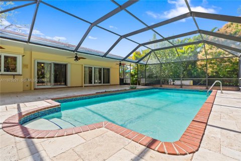 Villa ou maison à vendre à Palmetto Bay, Floride: 5 chambres, 252.88 m2 № 2049311 - photo 21
