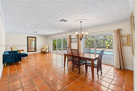 Villa ou maison à vendre à Palmetto Bay, Floride: 5 chambres, 252.88 m2 № 2049311 - photo 5