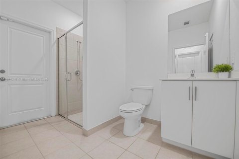 Casa en venta en Homestead, Florida, 5 dormitorios, 224.64 m2 № 1841178 - foto 18