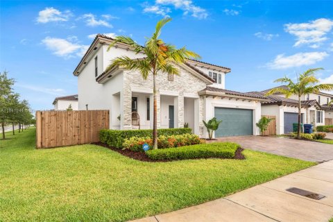Casa en venta en Homestead, Florida, 5 dormitorios, 224.64 m2 № 1841178 - foto 4