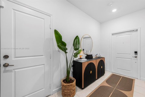 Casa en venta en Homestead, Florida, 5 dormitorios, 224.64 m2 № 1841178 - foto 7