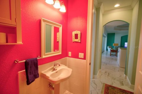 House in Placida, Florida 3 bedrooms, 277.87 sq.m. № 1558888 - photo 22