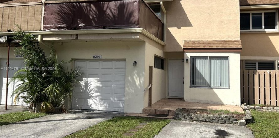 Adosado en Plantation, Florida 3 dormitorios, 164.44 m2 № 1956517