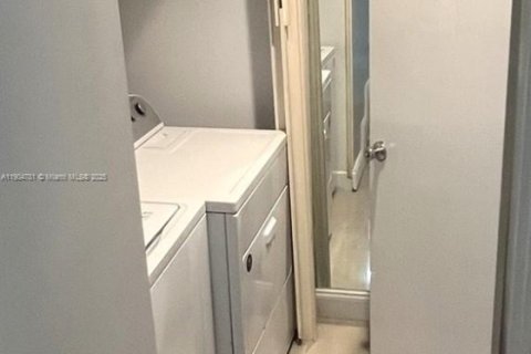 Adosado en alquiler en Plantation, Florida, 3 dormitorios, 164.44 m2 № 1956517 - foto 15