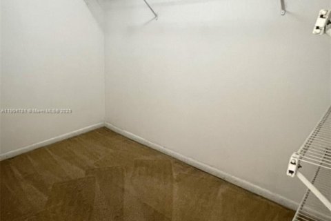 Adosado en alquiler en Plantation, Florida, 3 dormitorios, 164.44 m2 № 1956517 - foto 12