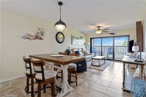 Condo in Punta Gorda, Florida, 2 bedrooms  № 1749995 - photo 9