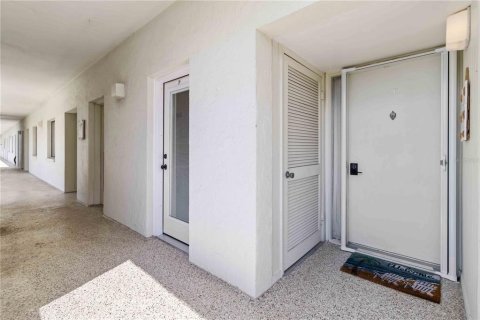 Condo in Punta Gorda, Florida, 2 bedrooms  № 1749995 - photo 6