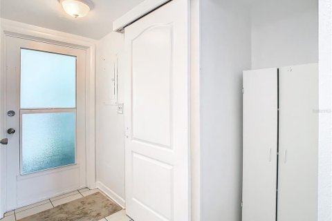 Condo in Dunedin, Florida, 3 rooms  № 1521041 - photo 10