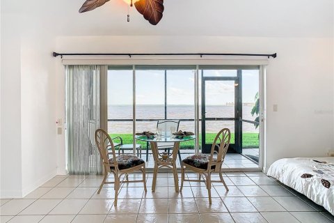 Condo in Dunedin, Florida, 3 rooms  № 1521041 - photo 25