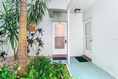 Condo in Dunedin, Florida, 3 rooms  № 1521041 - photo 3