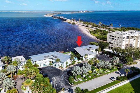 Condo in Dunedin, Florida, 3 rooms  № 1521041 - photo 1