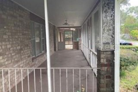 House in Alachua, Florida 4 bedrooms, 153.01 sq.m. № 2130372 - photo 10