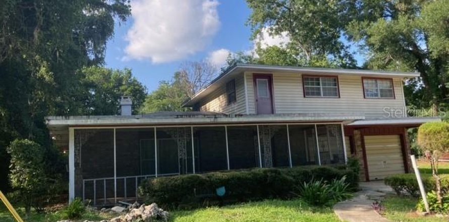House in Alachua, Florida 4 bedrooms, 153.01 sq.m. № 2130372