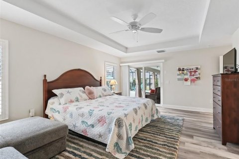 House in The Villages, Florida 3 bedrooms, 191.47 sq.m. № 1873690 - photo 24