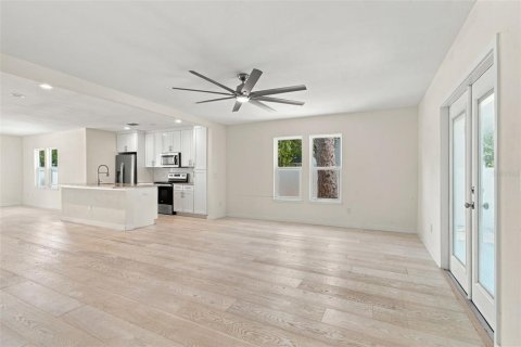 Casa en venta en Saint Petersburg, Florida, 3 dormitorios, 135.45 m2 № 2383893 - foto 20