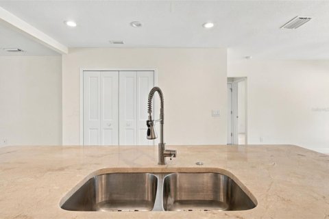 Casa en venta en Saint Petersburg, Florida, 3 dormitorios, 135.45 m2 № 2383893 - foto 13