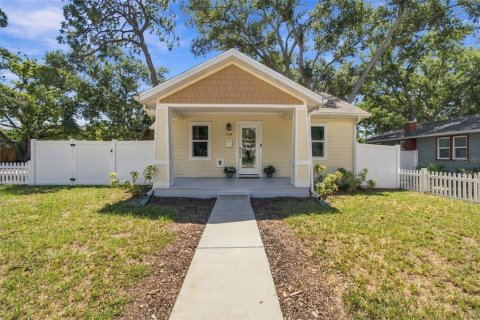 Casa en venta en Saint Petersburg, Florida, 3 dormitorios, 135.45 m2 № 2383893 - foto 2