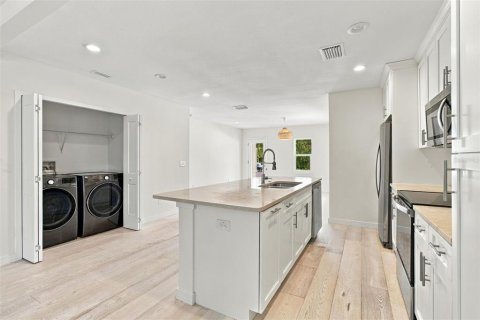 Casa en venta en Saint Petersburg, Florida, 3 dormitorios, 135.45 m2 № 2383893 - foto 15